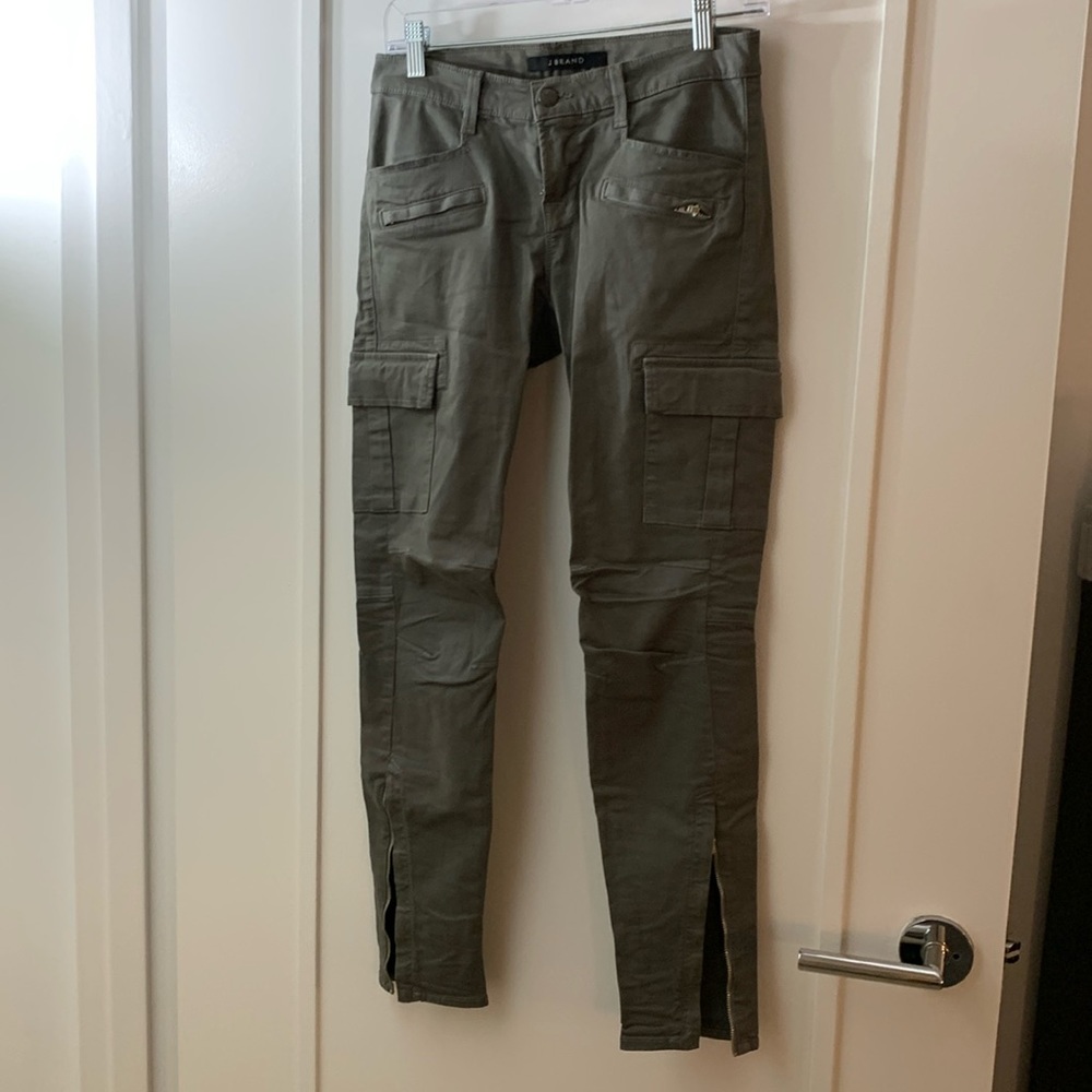 Green cargo style skinny jeans